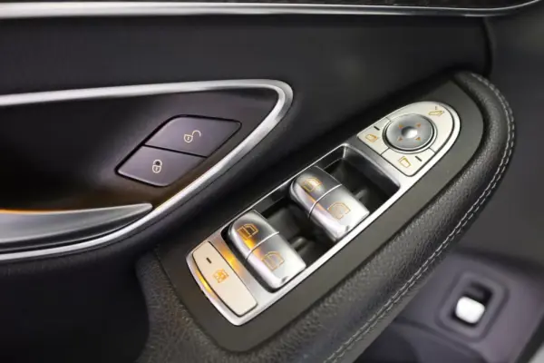 Mercedes-Benz C 200 d AMG Line Aut. 36