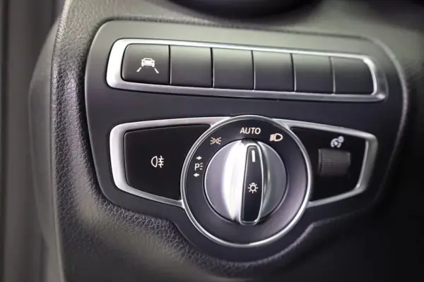 Mercedes-Benz C 200 d AMG Line Aut. 37