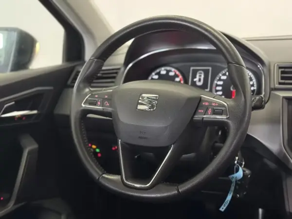 SEAT Ibiza 1.0 Reference 21