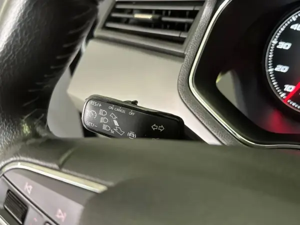 SEAT Ibiza 1.0 Reference 38