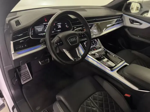 Audi SQ8 TFSI quattro Tiptronic 5