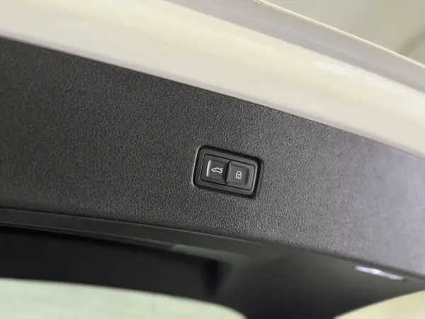 Audi SQ8 TFSI quattro Tiptronic 26