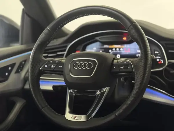 Audi SQ8 TFSI quattro Tiptronic 33