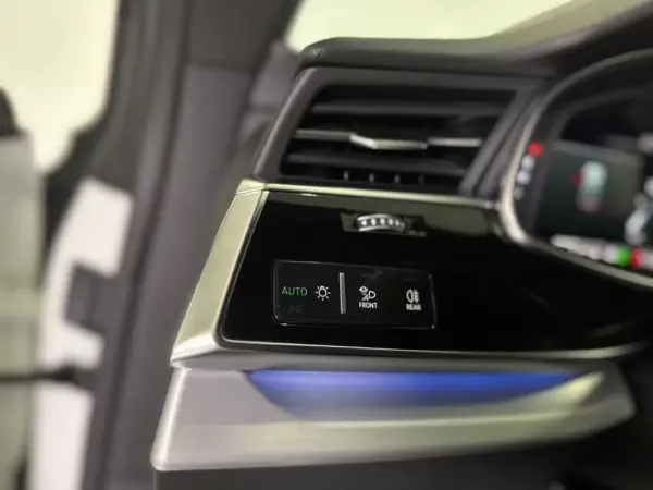 Audi SQ8 TFSI quattro Tiptronic 49