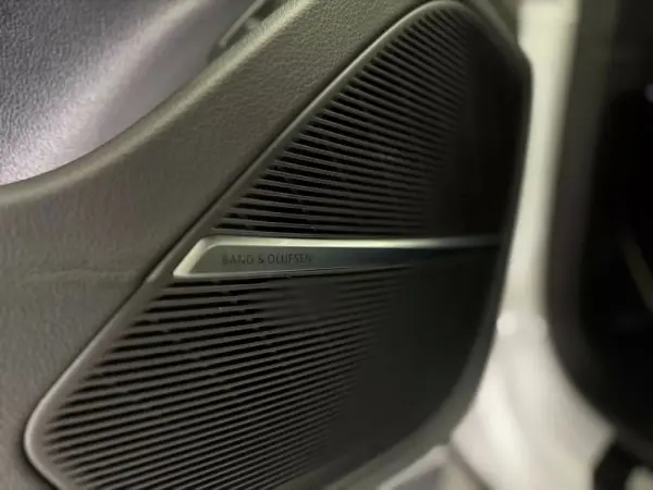 Audi SQ8 TFSI quattro Tiptronic 52