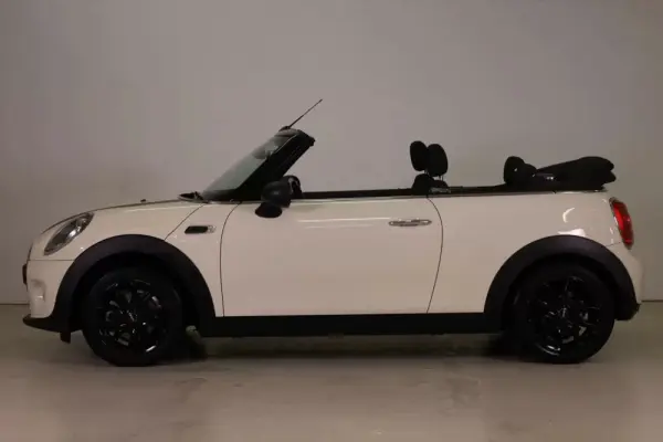 MINI Cabrio One 3