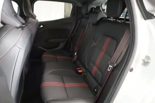 Renault Clio 1.0 TCe RS Line 28