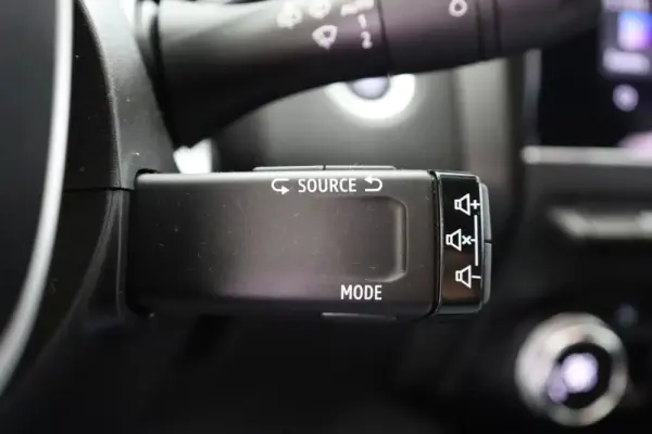 Renault Clio 1.0 TCe RS Line 44