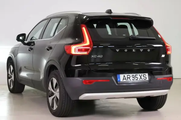 Volvo XC 40 1.5 T5 PHEV Momentum Plus 4