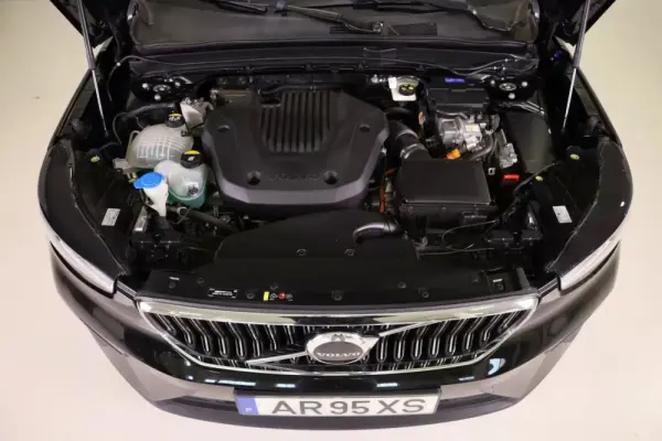 Volvo XC 40 1.5 T5 PHEV Momentum Plus 9