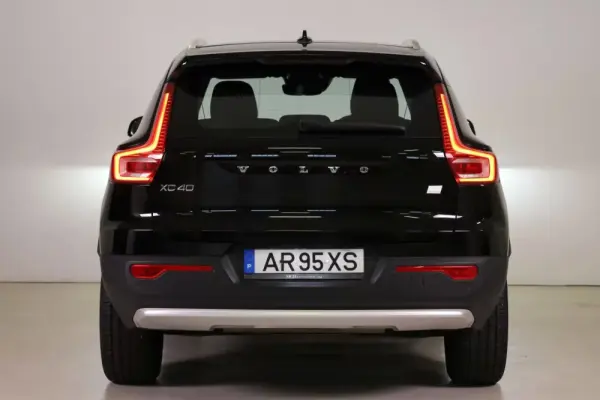 Volvo XC 40 1.5 T5 PHEV Momentum Plus 21