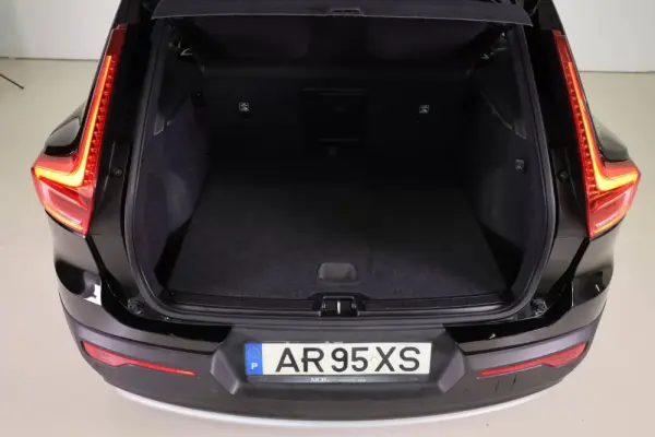 Volvo XC 40 1.5 T5 PHEV Momentum Plus 23