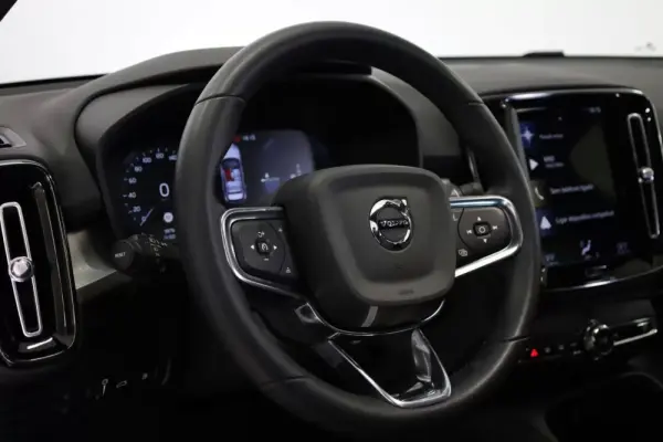 Volvo XC 40 1.5 T5 PHEV Momentum Plus 28