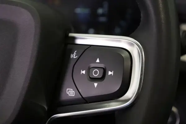 Volvo XC 40 1.5 T5 PHEV Momentum Plus 48