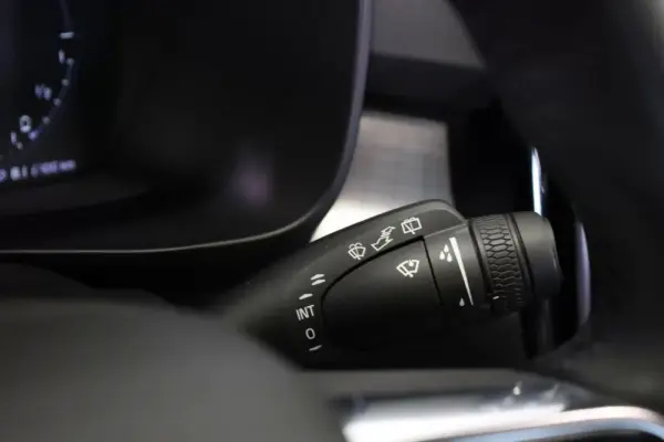 Volvo XC 40 1.5 T5 PHEV Momentum Plus 50