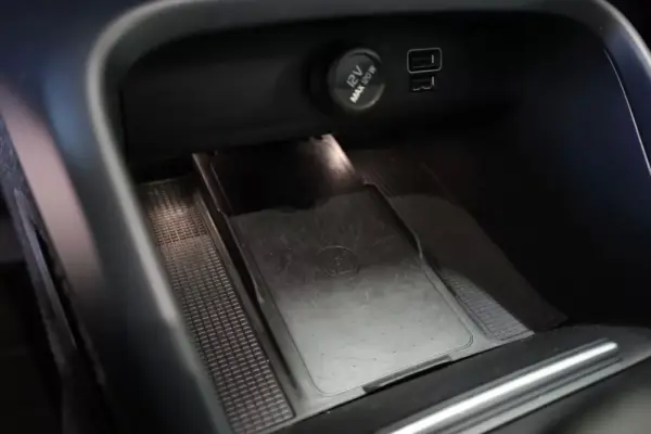 Volvo XC 40 1.5 T5 PHEV Momentum Plus 51