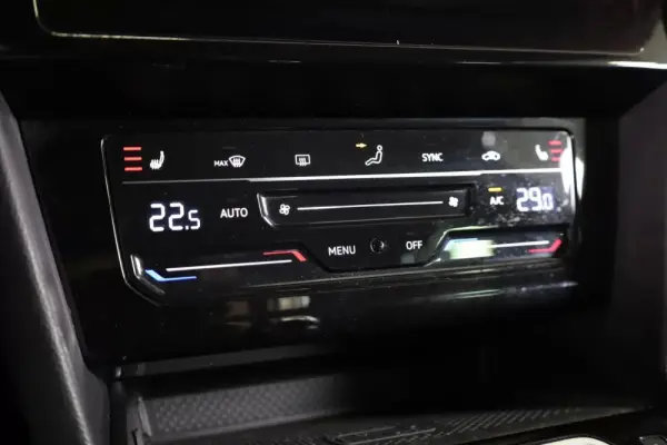 Volkswagen Passat Variant 1.4 TSI GTE Plug-in 32