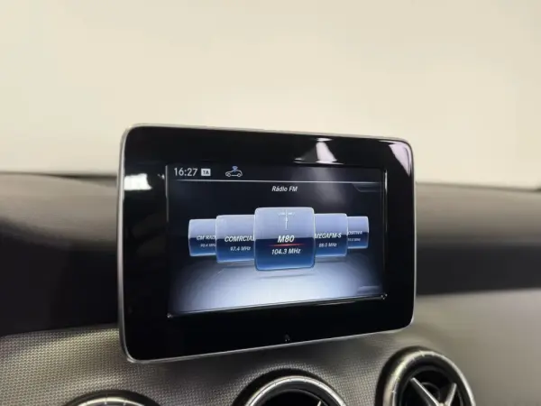 Mercedes-Benz CLA 180 d Urban Aut. 31