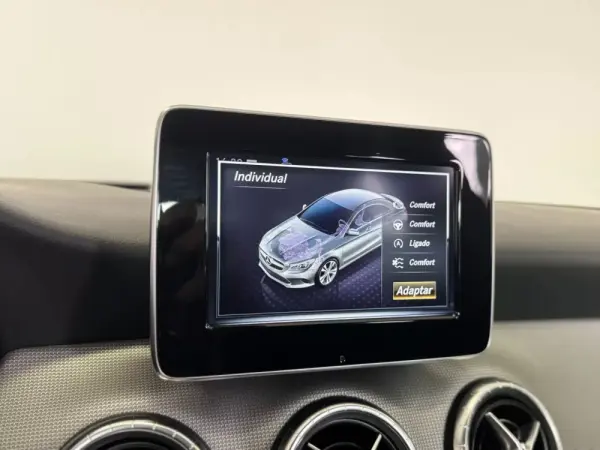 Mercedes-Benz CLA 180 d Urban Aut. 32