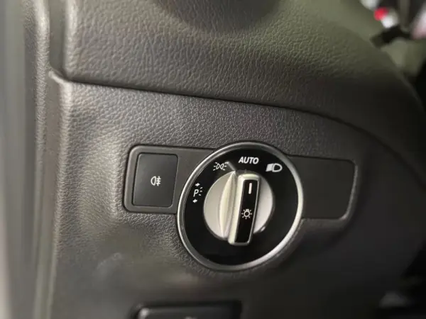 Mercedes-Benz CLA 180 d Urban Aut. 39