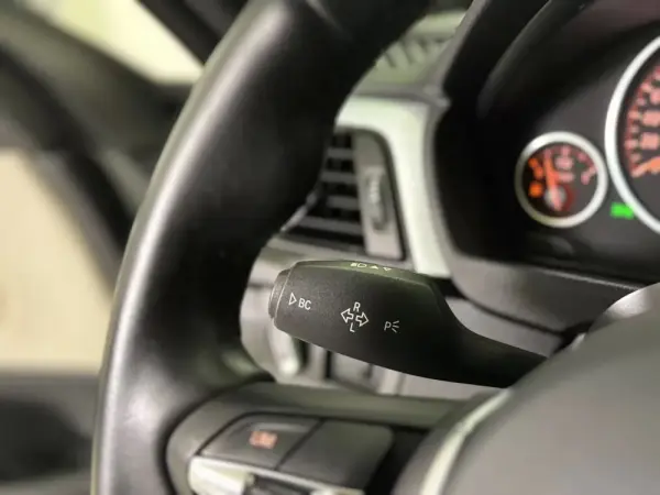 BMW 418 d Line Sport Auto 42