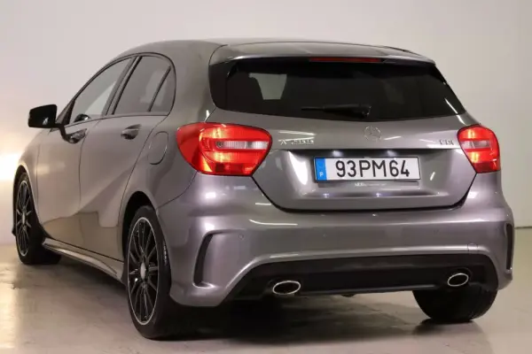 Mercedes-Benz A 200 CDI BE AMG Line 4