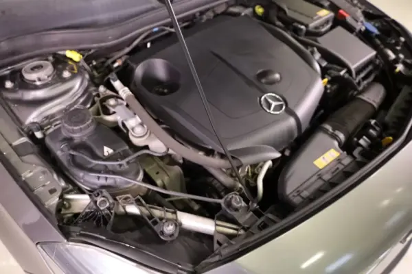 Mercedes-Benz A 200 CDI BE AMG Line 8