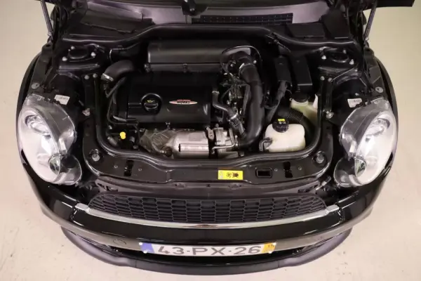 MINI Cabrio John Cooper Works Auto 10