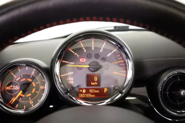 MINI Cabrio John Cooper Works Auto 27