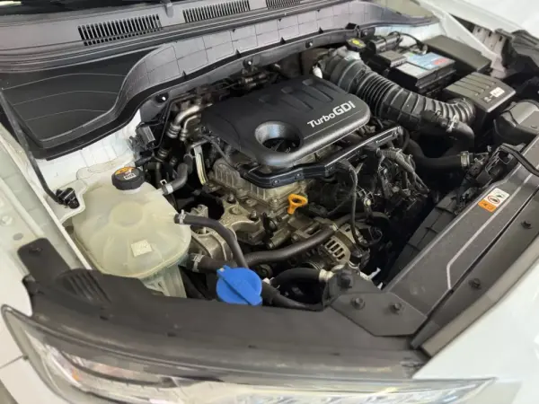 Hyundai Kauai 1.0 T-GDi Premium Pele/Tec.Vermelho 8