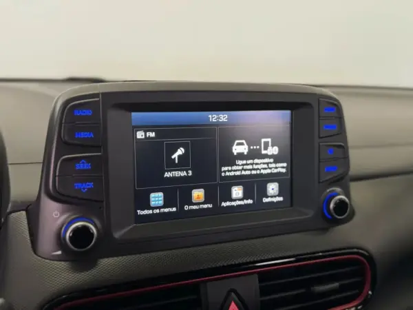 Hyundai Kauai 1.0 T-GDi Premium Pele/Tec.Vermelho 25