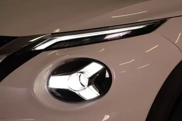 Nissan Juke 1.0 DIG-T Enigma DCT 12