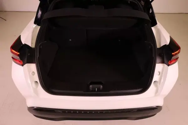 Nissan Juke 1.0 DIG-T Enigma DCT 19