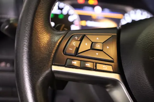 Nissan Juke 1.0 DIG-T Enigma DCT 37