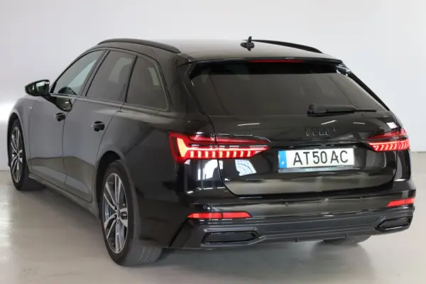 Audi A6 Avant 40 TDI S line S tronic 17