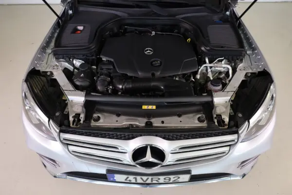 Mercedes-Benz GLC 250 d AMG Line 4-Matic 9