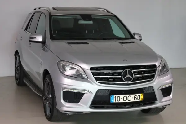 Mercedes-Benz ML 63 AMG 4Matic SpeedshiftFT 7G-TRONIC Performance Package 7