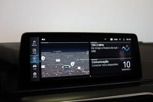 BMW 530 e Pack Desportivo M 33