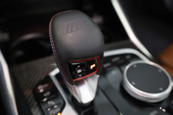 BMW M4 Competition xDrive 40