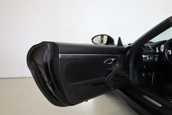 Porsche 718 Boxster 2.5 S 15