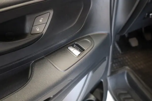 Mercedes-Benz Vito Tourer (BlueTEC) Extra-Longa PRO 37