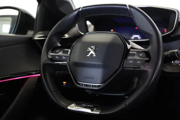 Peugeot 208 1.2 PureTech GT 24