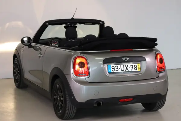 MINI Cabrio One Sport Edition 18