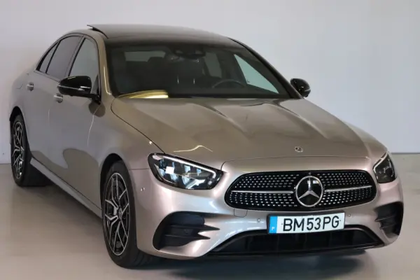 Mercedes-Benz E 300 e AMG Line 7