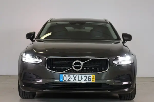 Volvo V90 2.0 D4 Momentum Plus Geartronic 2