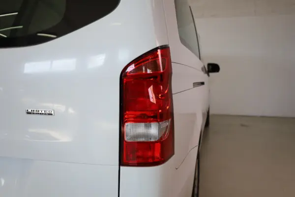 Mercedes-Benz Vito Tourer (BlueTEC) Extra-Longa PRO 24