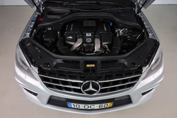 Mercedes-Benz ML 63 AMG 4Matic SpeedshiftFT 7G-TRONIC Performance Package 9