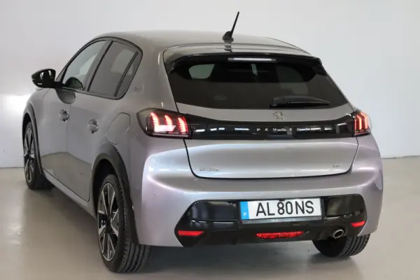 Peugeot 208 1.2 PureTech GT 4