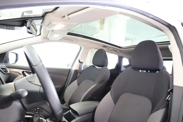 Nissan Qashqai 1.3 DIG-T N-Connecta LED+TT+SKY 26