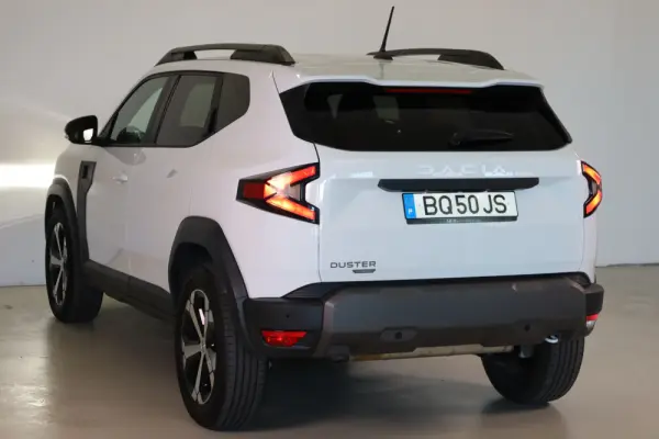 Dacia Duster 1.6 Hybrid Journey 16